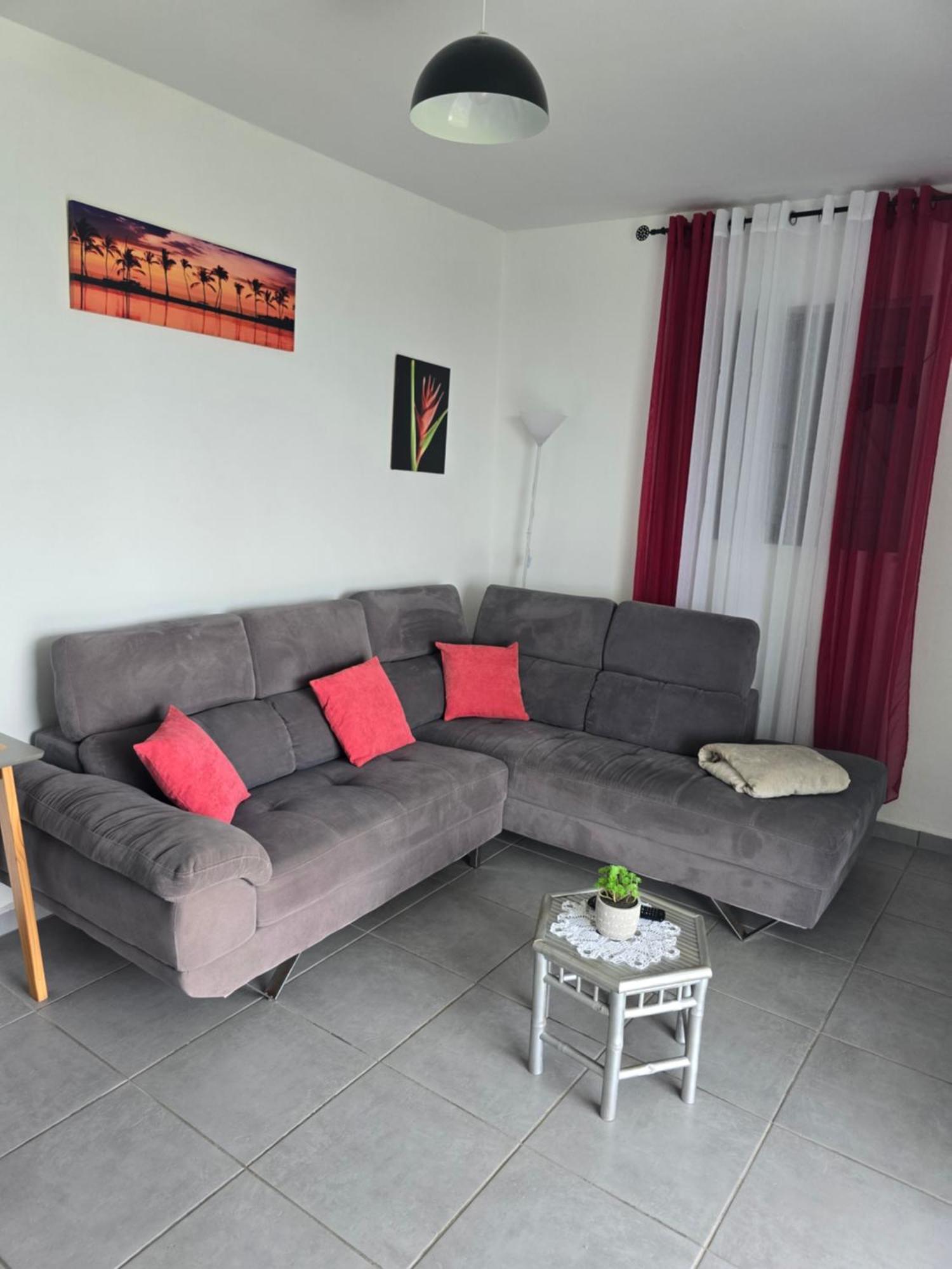 Maison Laurencia - Appartement De L'Etage Сент-Анн Екстер'єр фото